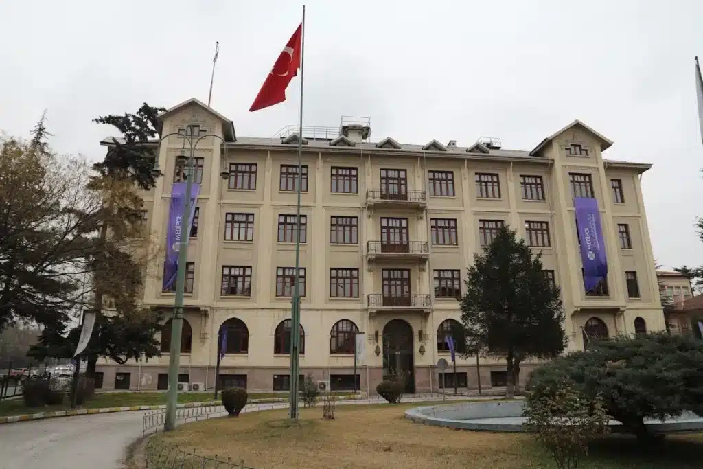 مدیپول آنکارا (Ankara Medipol)